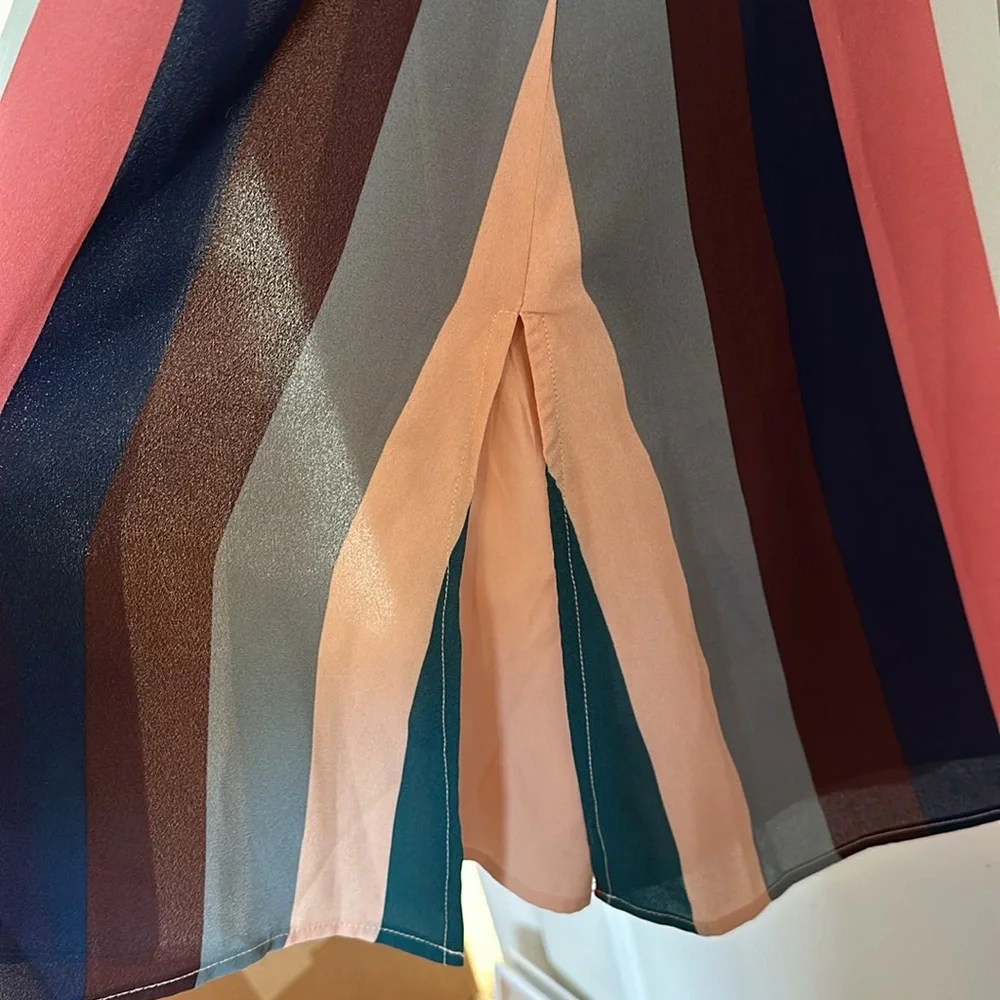 Lulu’s Striped Midi Dress